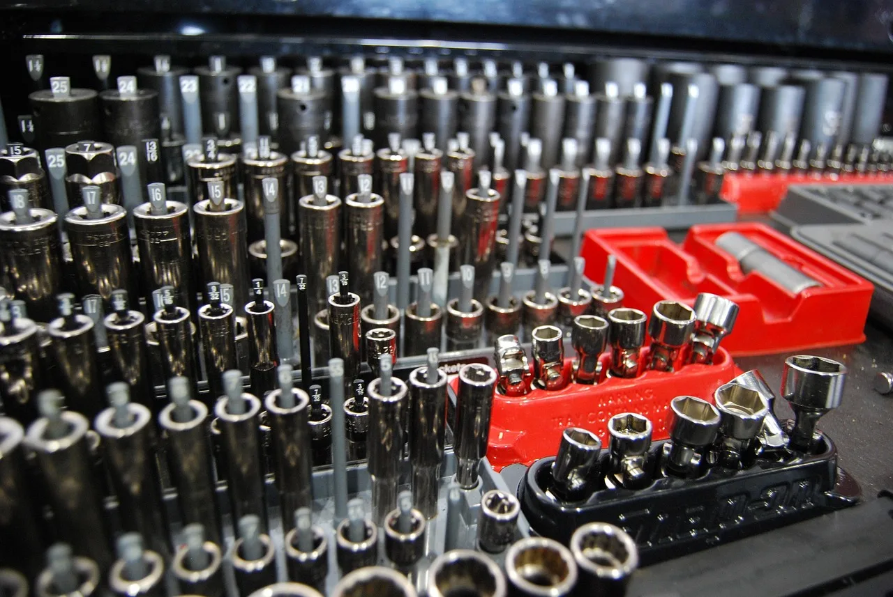 toolbox, socket, repair, tool, automotive, car wallpapers, maintenance, chrome, mechanical, wrench, mechanic, equipment, auto, car, workshop, gray car, gray tools. Markets for Auto Repair Shop Owners: Key Checks