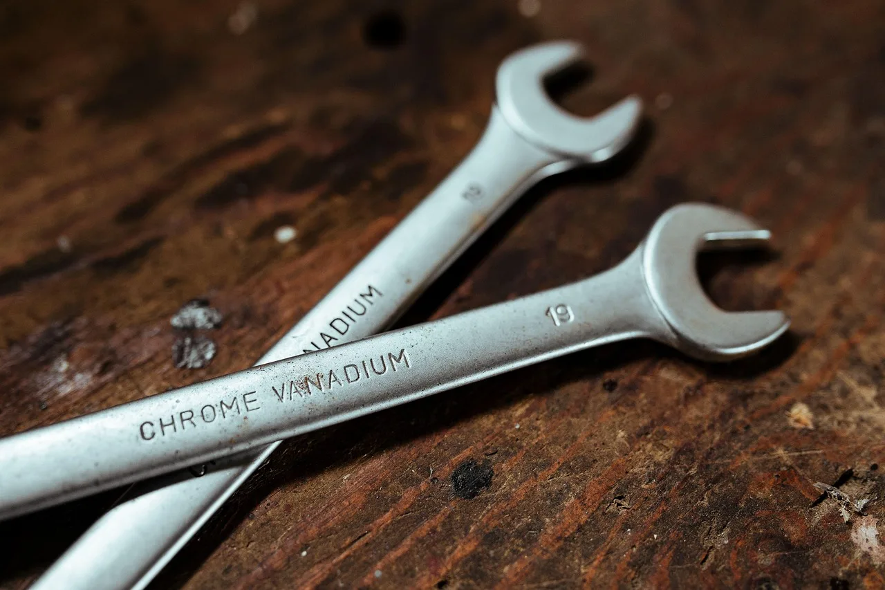 open-end wrench, mechanic, repair. How to document an auto repair diagnostic fee